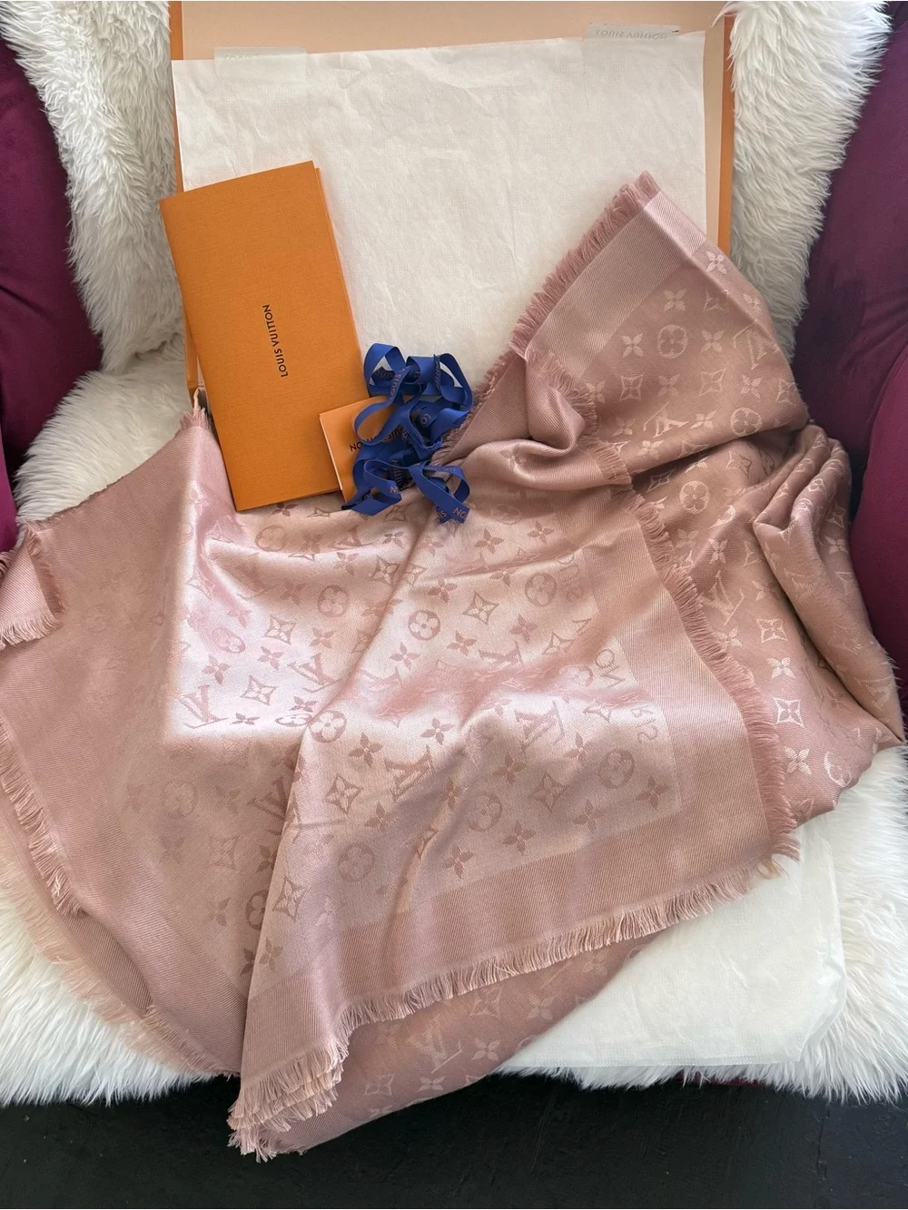 Louis Vuitton Monogram Classic Shawl